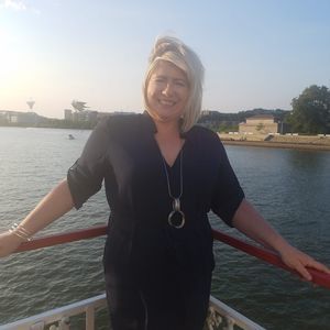 Meet your Posher, Stacy